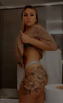 Astr0girll Onlyfans leaks – Nude her erotic body
